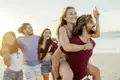 Gehüpft wie gesprungen, auf unserer YOUNG LINE Rundreise nehmen wir alle Kykladen-Highlights mit! Athen, Naxos, Ios und auf Wunsch auch Mykonos und Santorin.