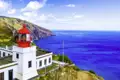 Auf dieser Gruppenreise für Singles und Alleinreisende ab 35 besuchen wir auch den dramatisch auf Klippen gelegenen Leuchtturm an der Punta do Pargo.