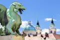 Fauchend begrüßt uns der Drache in Ljubljana, wenn wir auf unserer YOUNG LINE Rundreise durch Slowenien hier Station machen.