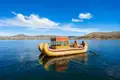 Highlight der YOUNG LINE TRAVEL Rundreise durch Peru ist der Besuch der schwimmenden Dörfer im Titicacasee auf jeden Fall. Wir treffen die strickenden Männer und übernachten sogar auf einer der Inseln.