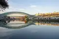Auf Ihrer individuellen Rundreise durch Georgien sehen Sie in Tiflis bei der Stadtbesichtigung die Friedensbrücke.