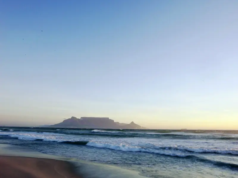 Zum Abschluss deiner Rundreise mit YOUNG LINE durch Südafrika kannst du an drei Tagen ausführlich Kapstadt erkunden.