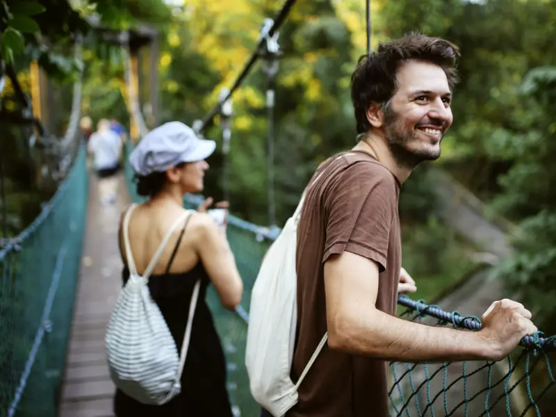 Über Hängebrücken duch den Dschungel im Taman-Negara-Nationalpark.