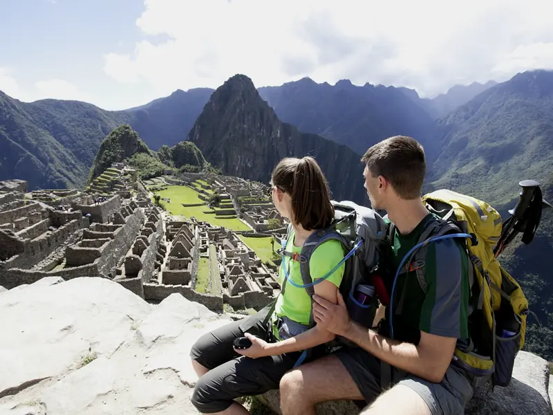 Ein Highlight Ihrer Rundreise durch Peru: die in den Kordilleren versteckte Inkastadt Machu Picchu, die erst 1911 wiederentdeckt wurde.