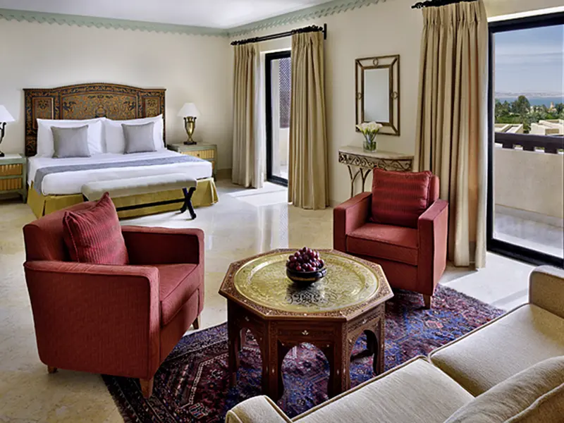 Auf Ihrer individuellen Rundreise durch Jordanien haben Sie bei den Hotels die Wahl zwischen Standard, Premium und Luxus ¿ in der Kategorie Premium erwartet Sie am Toten Meer das Mövenpick Resort.