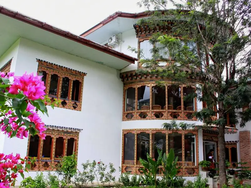 Auf Ihrer individuellen Rundreise durch Bhutan haben Sie die Wahl zwischen Standard- und Premium-Hotels - in der Kategorie Standard erwartet Sie in Punakha das Damchen Resort.