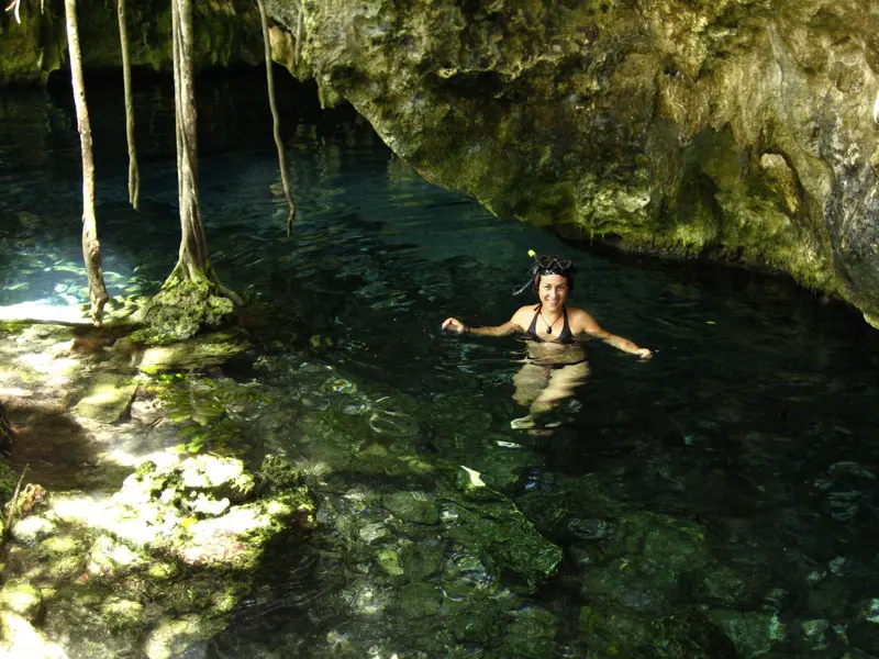 Die Cenotes, unterirdische, mit Wasser gefüllte Löcher, haben schon bei den Mayas eine wichtige Rolle gespielt. Genau richtig, wenn Sie auf Ihrer individuellen Rundreise durch Mexiko eine Erfrischung brauchen.