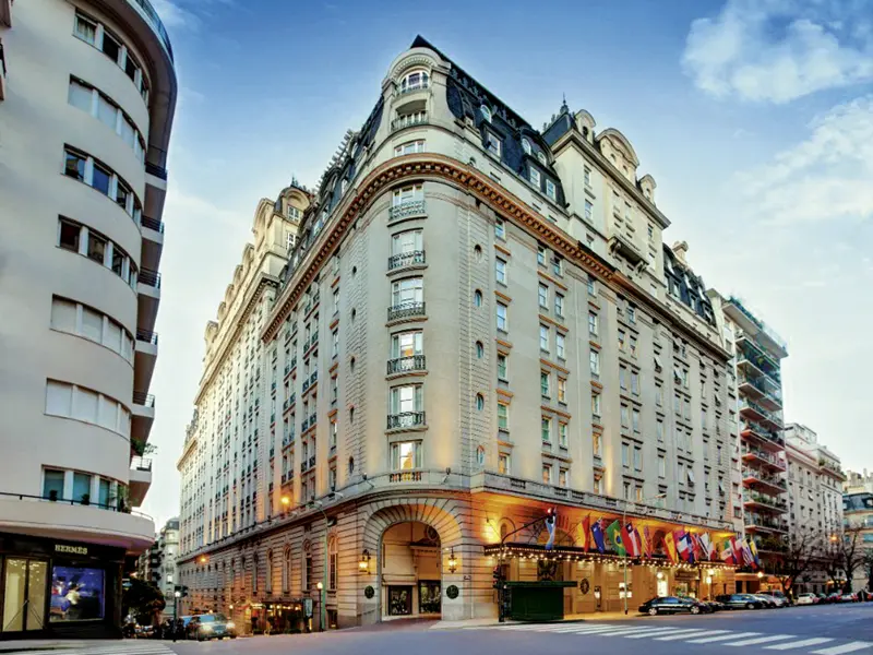 Auf Ihrer individuellen Rundreise durch Südamerika haben Sie die Wahl zwischen Standard-, Premium- und Luxus-Hotels ¿ in der Kategorie Luxus erwartet Sie in Buenos Aires das Alvear Palace.