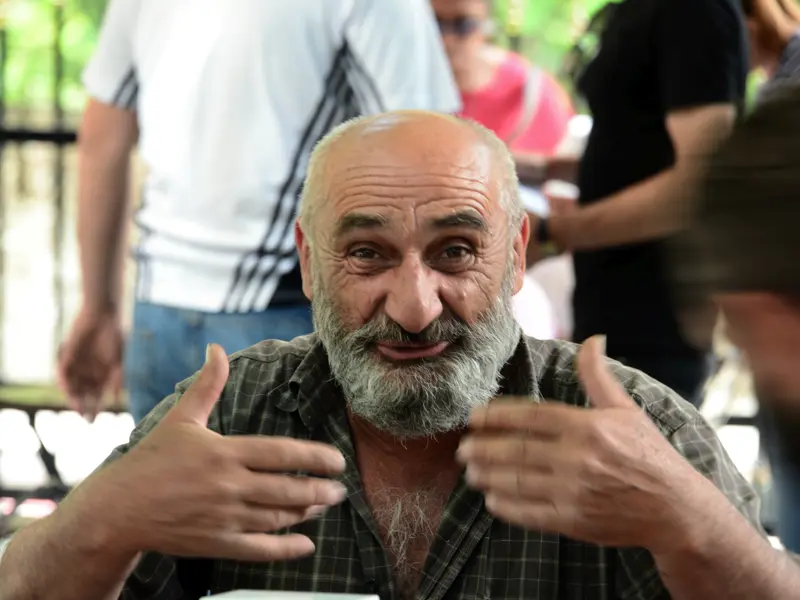 Auf Ihrer individuellen Rundreise durch Armenien und Georgien kommen Sie bestimmt auch in Kontakt mit Einheimischen.