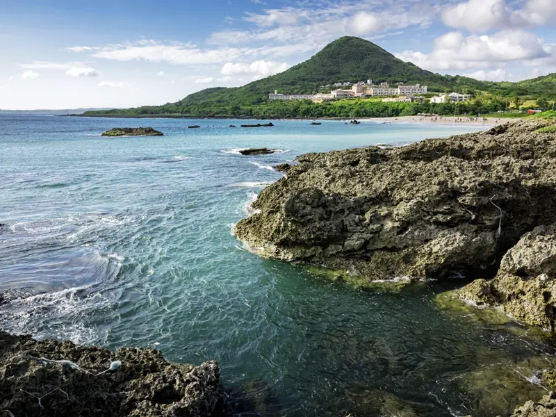 Auf Ihrer individuellen Rundreise durch Taiwan erwarten Sie im Kenting-Nationalpark Dschungel, Sandstrände und Korallenriffe. Sie haben Zeit, den Nationalpark nach Lust und Laune auf eigene Faust zu erkunden.