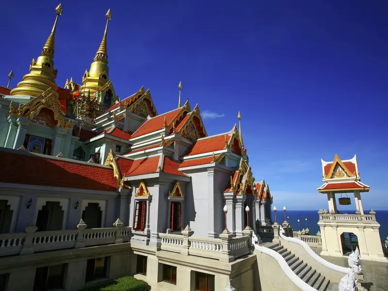 Auf unserer YOUNG LINE Rundreise durch Thailand erkunden wir auch beeindruckende Tempelanlagen.