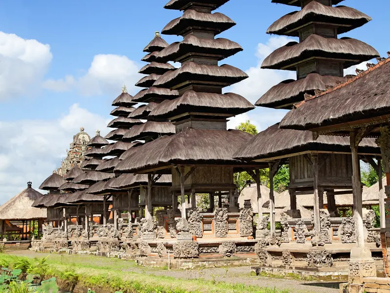 Die hinduistischen Tempel auf Bali sind mit ihren Steinmetzarbeiten wahre Meisterwerke der Tempelbaukunst.