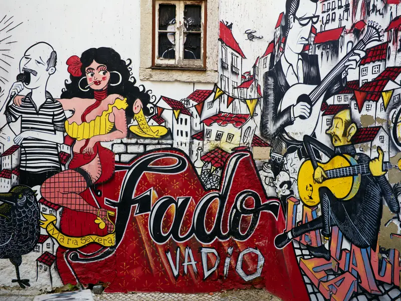 Auf der Portugalreise entdecken wir Graffiti in den Straßen von Lissabon.