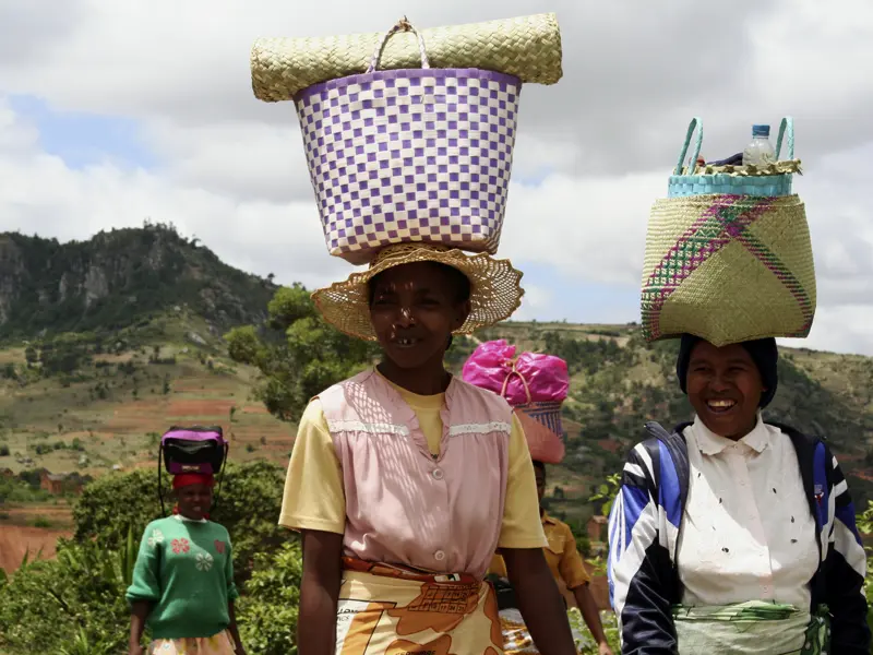 Auf Ihrer individuellen Reise durch Madagaskar fahren Sie durch viele Dörfer und bekommen einen Eindruck vom alltäglichen Leben.
