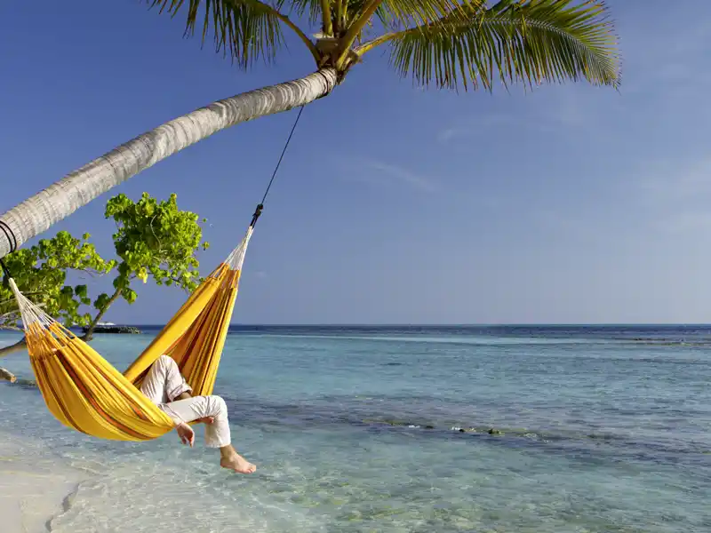 Die Südsee, wie man sie sich vorstellt, entdecken Sie auf Ihrer individuellen Rundreise. Auf den Inseln finden Sie herrliche Strände für entspannte Urlaubszeiten.