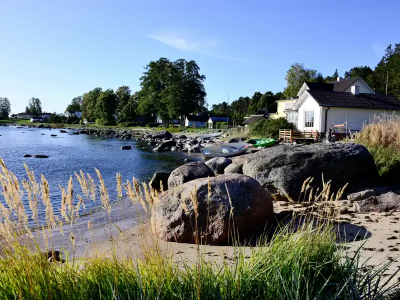 Die Badesachen im Daypack, schwingen wir uns aufs Rad und erkunden den Lahemaa-Nationalpark auf unserer YOUNG LINE Abenteuerreise durch Estland.