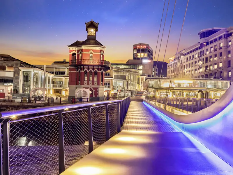 Die V&A-Waterfront in Kapstadt ist das moderne Zentrum der Stadt. Auf unserer YOUNG LINE Reise haben wir genug Zeit, durch die vielen Shops zu flanieren.