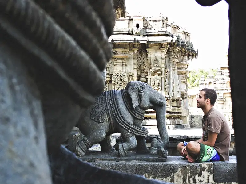 In der alten Königsstadt Hampi befinden sich noch zahlreiche Tempel aus der Blütezeit der Stadt.